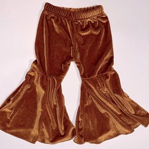 Adorable bell bottom pants